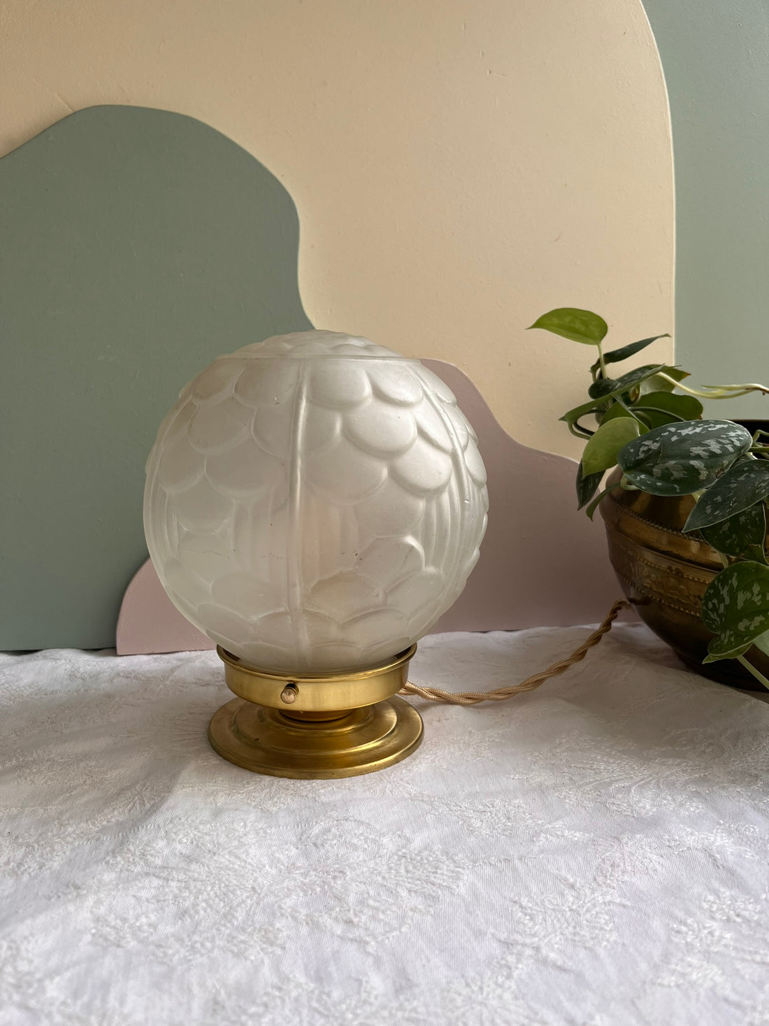 Lampe à poser vintage ronde en verre translucide - petit modèle Flower