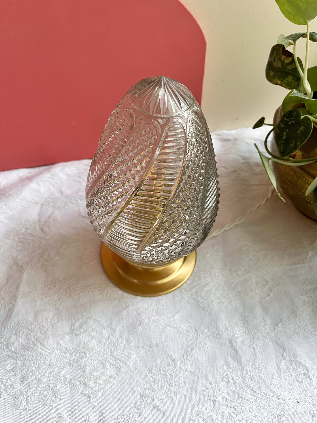 Lampe à poser vintage en verre ciselé- petit modèle Dôme