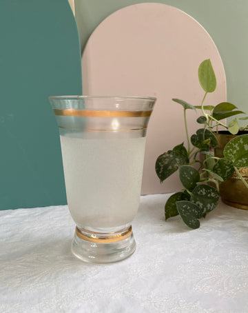 Petit vase en verre granité blanc- années 50