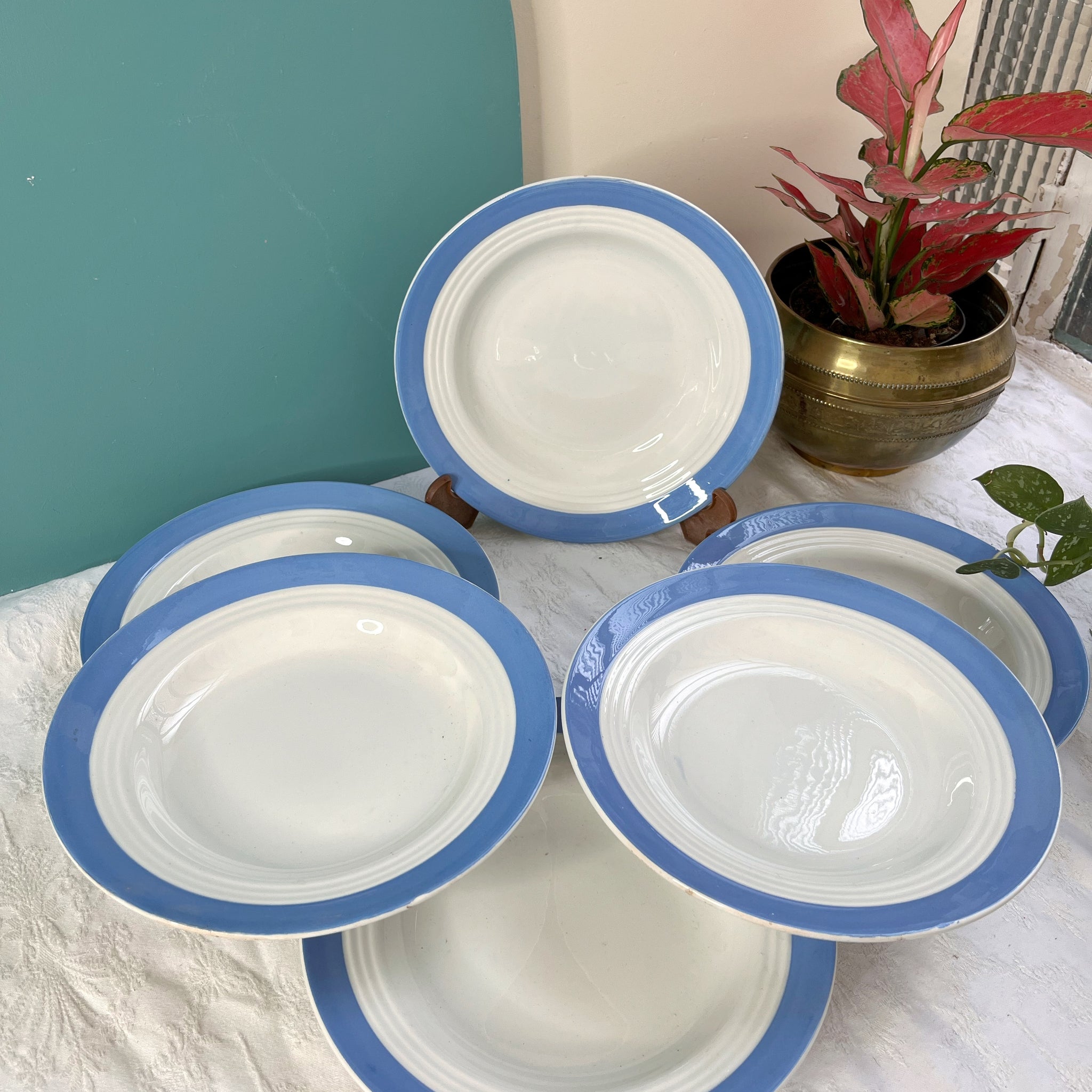 Six assiettes creuses bleues en faïence Céranord St Amand - modèle Languedoc - Lot 1